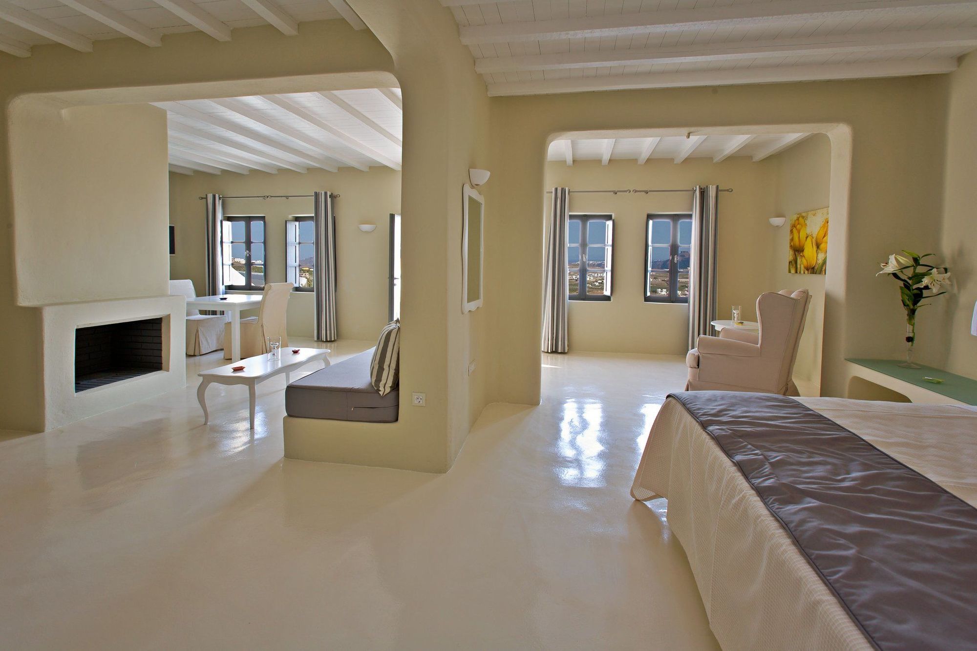Carpe Diem Santorini Pýrgos 部屋 写真